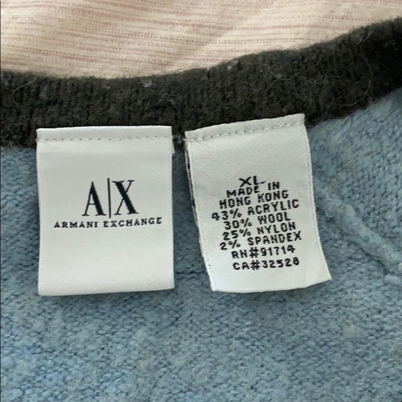 100 authentic - Picture 2 of 2